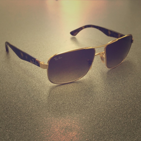 Custom ray ban sunglasses. - Picture 1 of 4